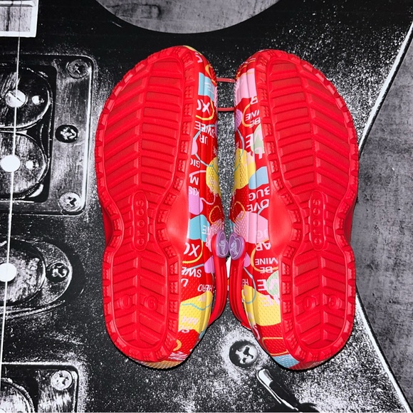 NWT Crocs - Picture 10 of 12